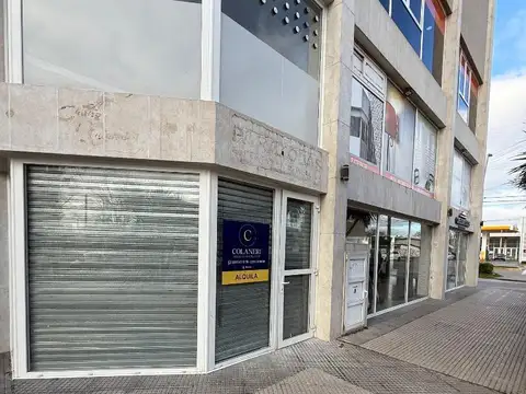 Local en Alquiler en Constitucion, $ 1.000.000