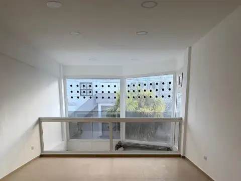 Local en Alquiler en Constitucion, $ 1.000.000