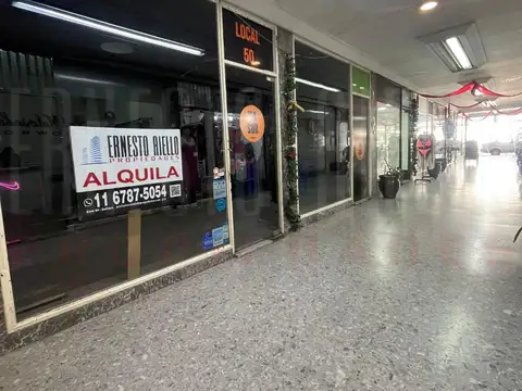 ALQUILER LOCAL COMERCIAL EN GALERÍA FRANCESA. QUILMES CENTRO.