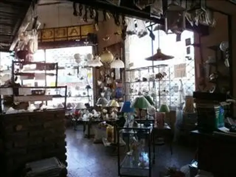 Local en Venta 30 años