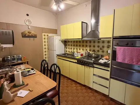 Depto Tipo Casa en Venta 50 años