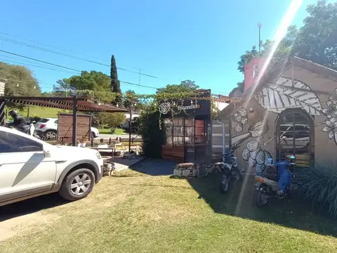 VENTA CASA 2DOR+LOCALES+DEPOSITOS,BIALET MASSE,CBA