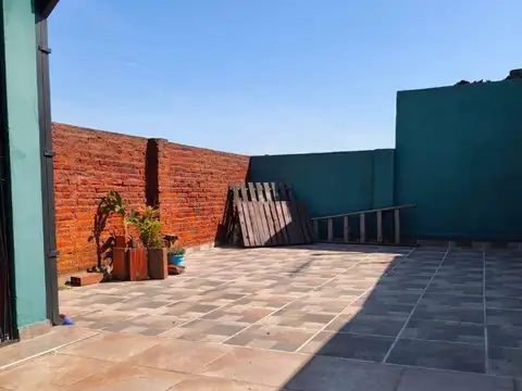 De La Torre Lisandro 4113 , Piso 1