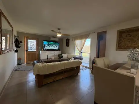 CASA EN VENTA ZÁRATE