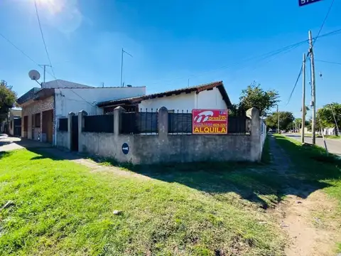 Casa - Alquiler - Argentina, La Matanza - E DEL CAMPO  5794