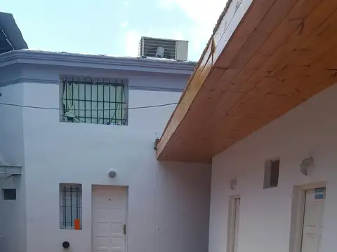 Sarmiento 1000, Piso 1