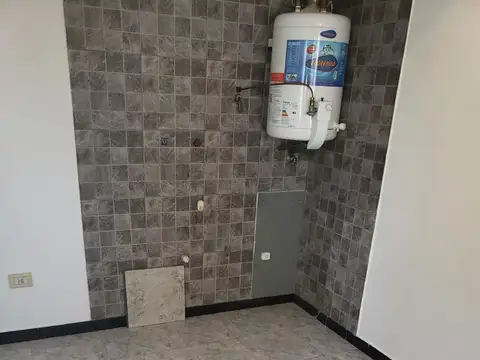 Departamento en Alquiler en Ramos Mejía, $ 600.000