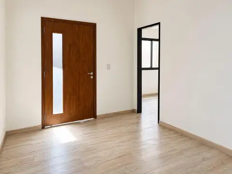 Depto Tipo Casa 4 ambientes con 2 baños