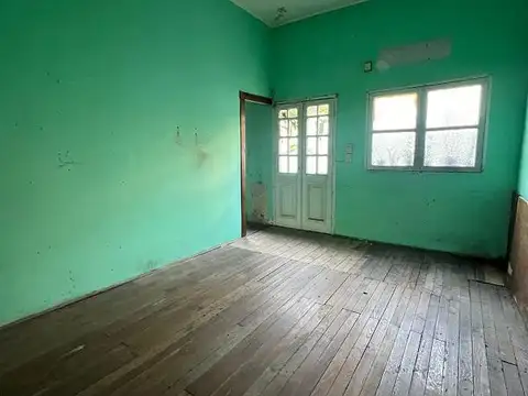 Cerri al 1000. Casa en La Boca