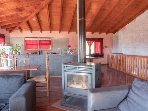 Casa en venta - Bariloche - Barrio de cooperativa Rucas del Sur