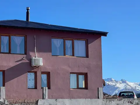 Casa en venta - Bariloche - Barrio de cooperativa Rucas del Sur