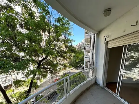 HERMOSO Y AMPLIO MONOAMBIENTE C/ BALCON