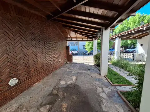 Depto Tipo Casa 4 ambientes con 1 baño