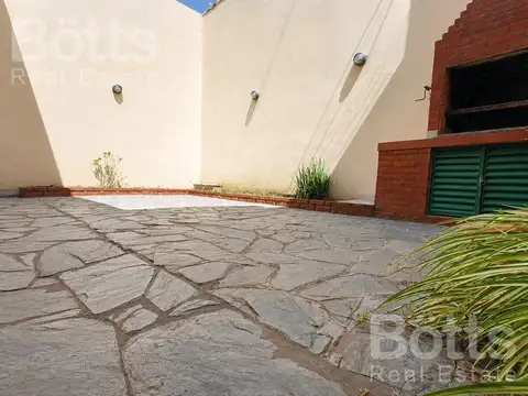 Casa en Venta al Noreste
