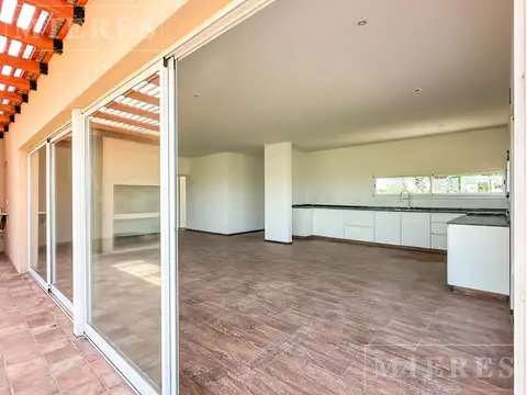 Casa en Alquiler de 3 dormitorios
