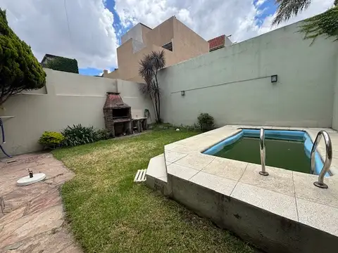 Casa en Venta en Ramos Mejia, USD 145.000