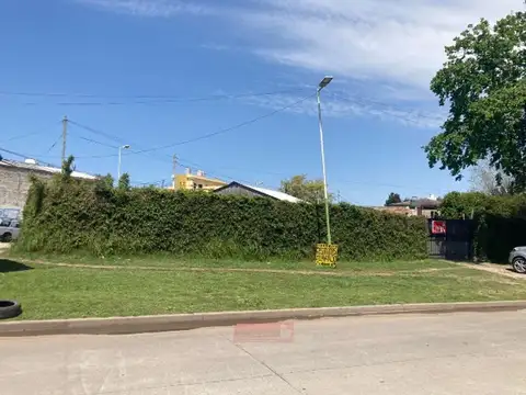 Terreno en Venta, FOS 42