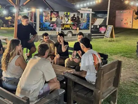 Espacio en alquiler para Foodtruck.