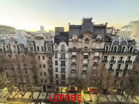 Departamento - Venta - Argentina, Capital Federal - AV DE MAYO 1260