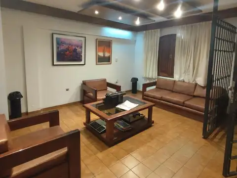 Arturo M Bas 400