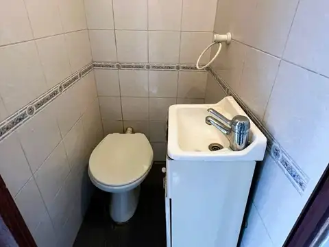 Depto Tipo Casa en Venta en Villa Luzuriaga, USD 75.000