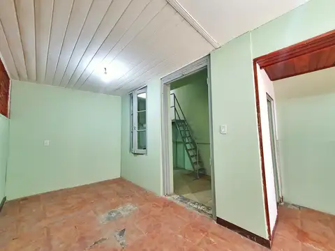 Depto Tipo Casa en Venta en Valentin Alsina, USD 32.000