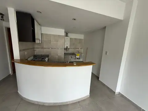 Departamento en Alquiler en Avellaneda, $ 600.000