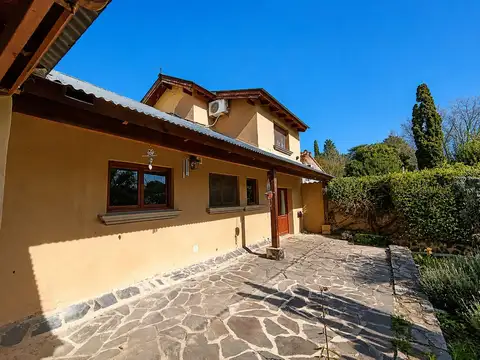 SE VENDE CASA + LOCAL EN VILLA GENERAL BELGRANO