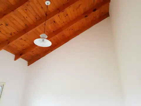 Casa sobre calle Paso de los Andes, extenso lote de 617 m2. SAN JOSE. ENTRE RIOS.