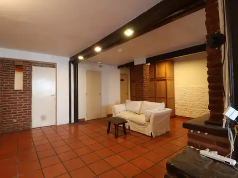 Depto Tipo Casa 2 ambientes con 1 baño