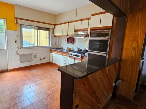 Casa en venta de 4 ambientes en Ituzaingó Norte con patio