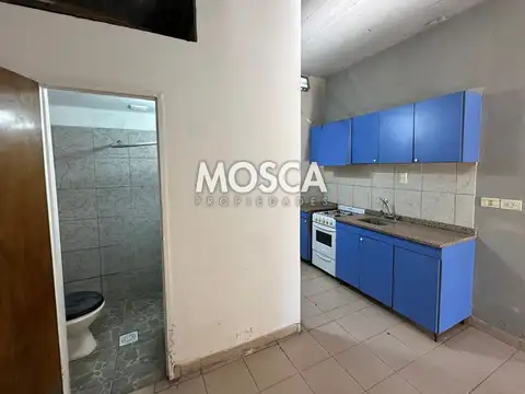 Depto Tipo Casa 2 ambientes con 1 baño