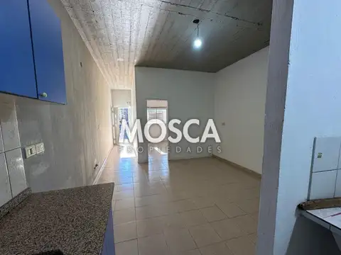 Depto Tipo Casa en Alquiler de 1 dormitorio