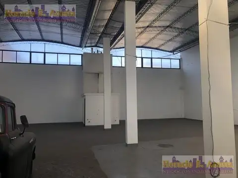 Galpón en Alquiler en Villa Lynch, Partido de General San Martín