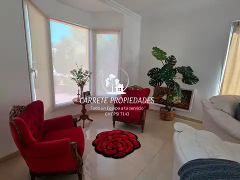 Casa 4 ambientes con 4 baños