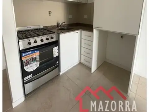 Departamento en Alquiler en Caseros, $ 380.000