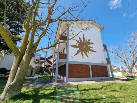 Departamento en venta c/ cochera en Zona Sur