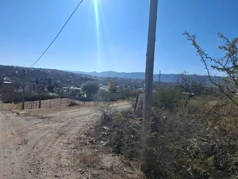 Se Vende Terreno en Villa Parque Siquiman