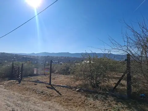 Terreno en Venta en Villa Parque Siquiman, USD 26.000