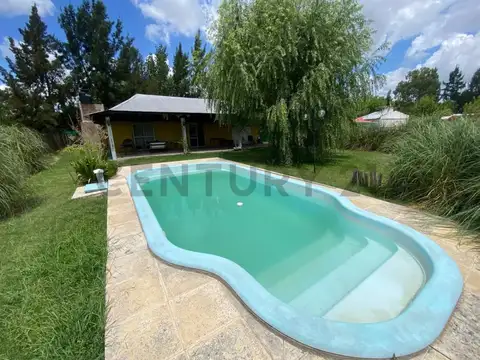 - VENTA DE CASA QUINTA EN EL RODEO -