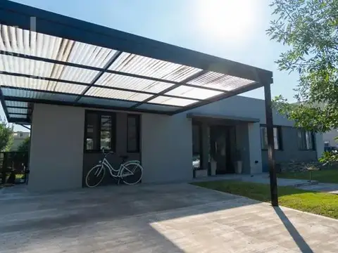 Casa en Venta en Haras Santa Maria, Countries y Barrios Cerrados en Escobar