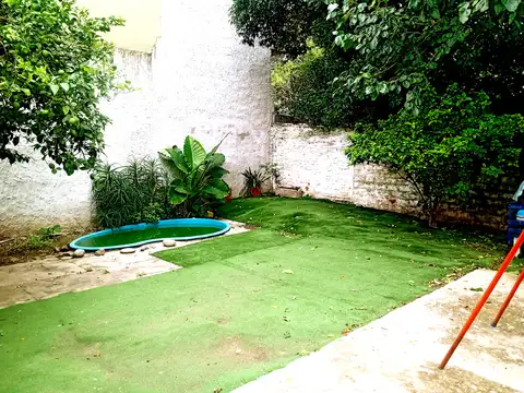 Joaquín V. González 800