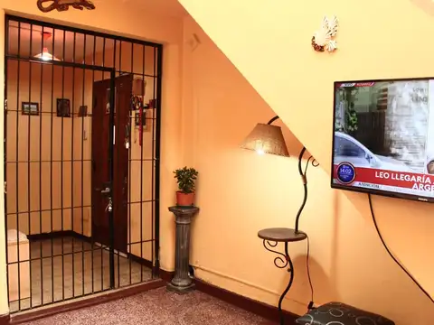 Depto Tipo Casa 5 ambientes con 1 baño