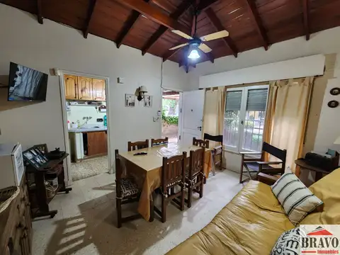 Casa 3 ambientes con 1 baño