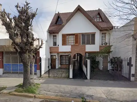 Casa - Venta - Argentina, Ramos Mejía - ALVARADO 100