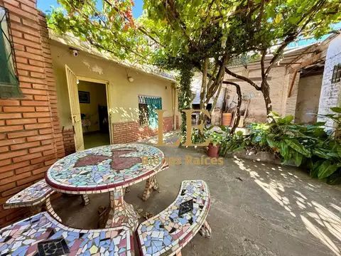 CASA EN VENTA BENAVIDEZ, JUJUY Y LAS HERAS