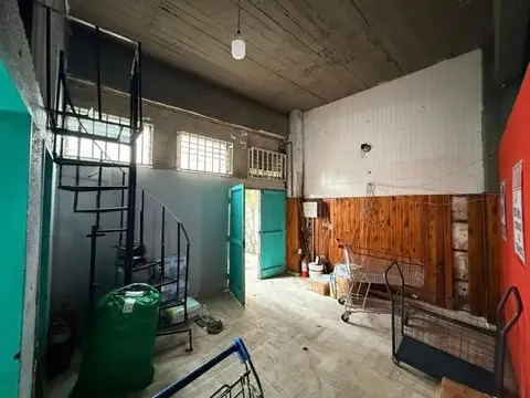 Galpón en Venta - Lomas del Mirador