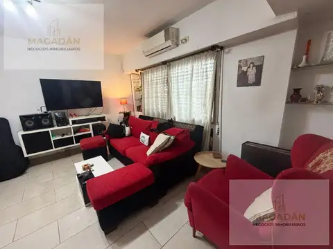 Depto Tipo Casa en Venta con 1 cocheras