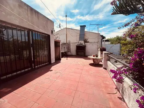 VENTA - PH - VILLA URQUIZA - 3 AMBIENTES 