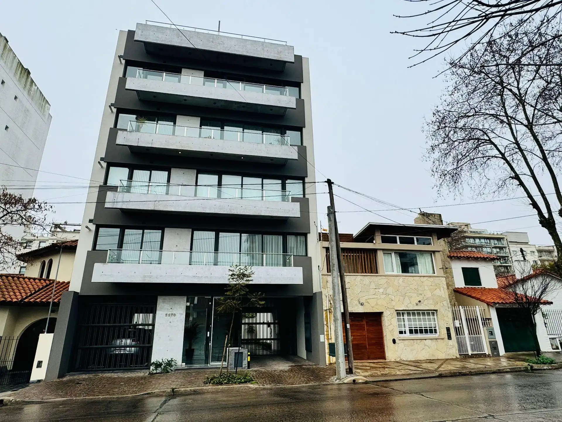 Departamento en Las Heras 3200 de cuatro ambientes con terraza privada y cochera